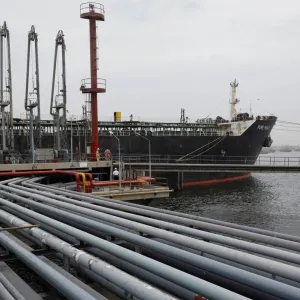 العقوبات تضرب الإيرادات الروسية وتخلق أزمات في مدفوعات النفط