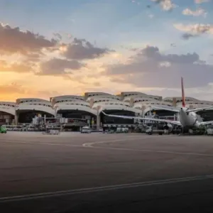 مطار الملك خالد الدولي الأول يقفز إلى المركز الأول عالميا في الالتزام بمواعيد الرحلات