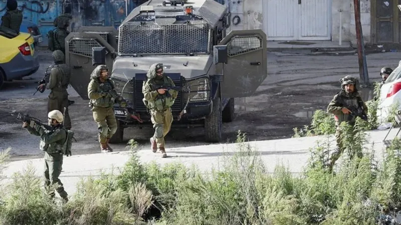 جيش الاحتلال ينسحب من مخيم بلاطة بالضفة.. مراسلنا يكشف التفاصيل