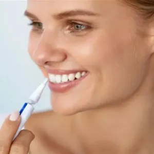 قلم تبييض الأسنان.. هل يحقق نتائج جيدة؟