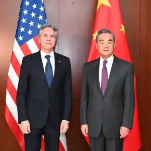 وزير الخارجية الصيني وانغ يي يلتقي وزير الخارجية الأمريكي أنتوني بلينكن في ميونيخ
