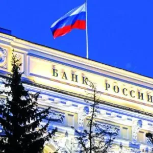 «المركزي الروسي» يمدد القيود على تحويل الأموال للخارج 6 شهور