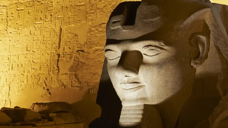"مفاجأة".. علماء يعيدون اكتشاف ملامح وجه أعظم فراعنة مصر وأقواهم قبل وفاته عن 90 عاما (صورة)