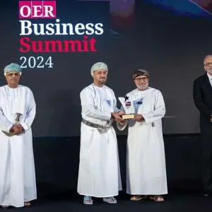 بنك عمان العربي يحصد جائزتين في مجال الأعمال والموارد البشرية