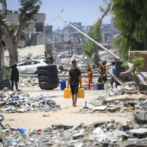 أول تقرير أممي يتهم إسرائيل و«حماس» بارتكاب جرائم حرب