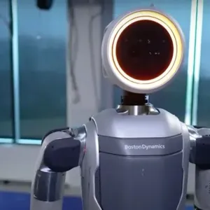 بالفيديو: رحلة الروبوت "أطلس"... من "الولادة" إلى "التقاعد" !