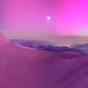 فيديو وصور.. مشاهد نادرة لسماء أوروبا تحت العاصفة الشمسية