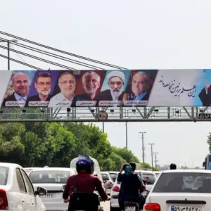 نقطة حوار: هل تؤثر نتيجة الانتخابات الرئاسية الإيرانية على السياسة الداخلية والخارجية للبلاد؟