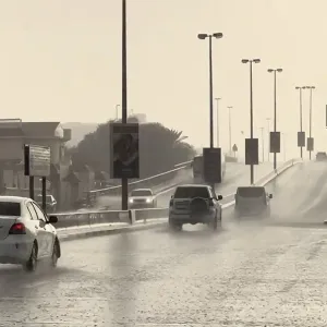 العاصفة المدارية توقف حركة مطار دبي 25 دقيقة واضطراب حركة الرحلات الجوية