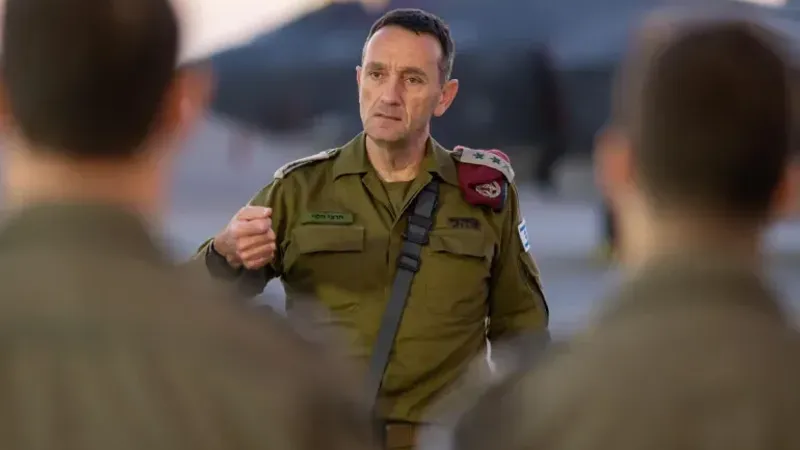 إعلام عبري: ضباط كبار بالجيش "الإسرائيلي" يعتزمون الاستقالة