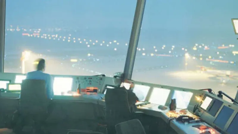 اضطراب الحركة الجوية في مطار اورلي بسبب اضراب مراقبي الجو خلال نهاية الأسبوع