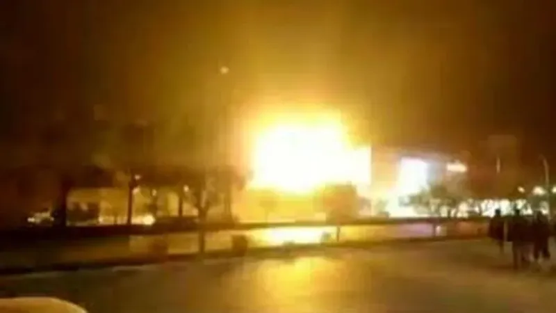 انفجارات أصفهان.. طهران تنفي وواشنطن تؤكد