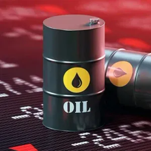 أسعار النفط ترتفع بـ 3 بالمئة بدعم من انخفاض الدولار وتوقعات وكالة الطاقة الدولية