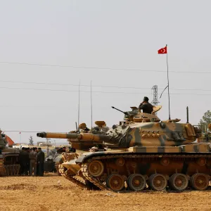 استبدال قوات وحفر خنادق ونصب كاميرات.. تحركات تركية "خطيرة" شمالي العراق