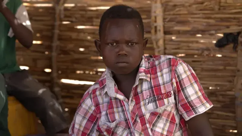 بعد مرور عام على تهجيرهم من قريتهم غربي دارفور، أطفال الجنينة يكافحون من أجل المستقبل