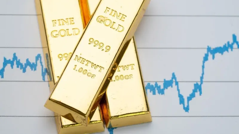 الذهب يتجه لتحقيق أفضل أداء أسبوعي منذ 5 أبريل