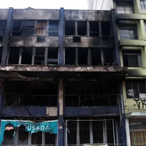 مقتل 10 أشخاص جراء حريق بفندق في البرازيل