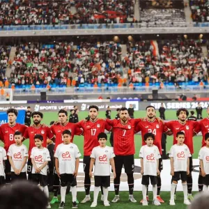 فيفا يُعلن حكم مباراة مصر وبوركينا فاسو في تصفيات كأس العالم 2026