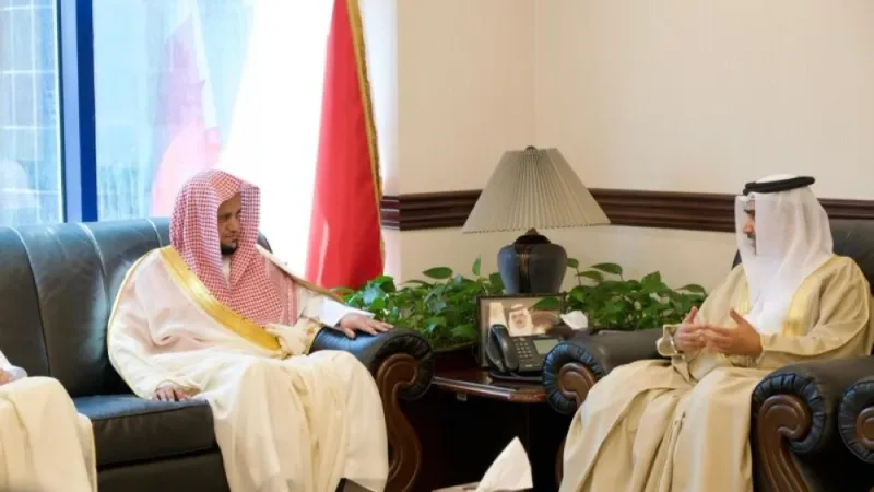 النائب العام ونظيره البحريني يؤكدان عمق العلاقات التاريخية بين البلدين الشقيقين