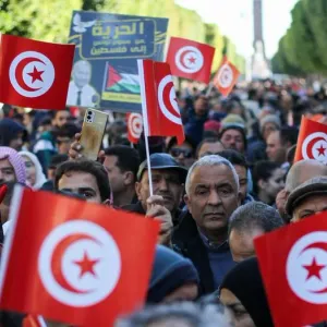 تونس - إضراب للمحامين بعد اعتقال محامية واثنين من الإعلاميين