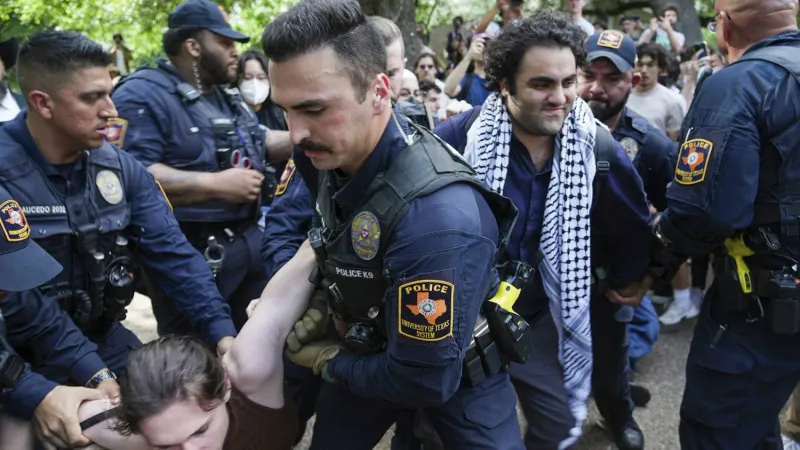تكساس تسقط التهم ضد المتظاهرين المؤيدين للفلسطينيين... وتنتقد الشرطة