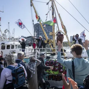 بعد احتجاجها على مشاركة إسرائيل بمسابقة يوروفيجن.. "سفينة غزة" تستعد لمغادرة السويد نحو القطاع