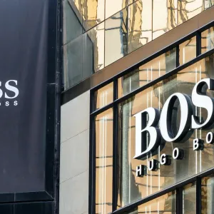 أسهم Hugo Boss تنخفض 9٪ بعد تخفيض الشركة توقاعاتها لعام 2024