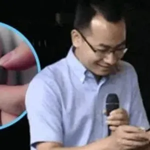 مهندس صينى يتقدم لخطبة صديقته بخاتم من الأسمنت: حبنا ضد التآكل