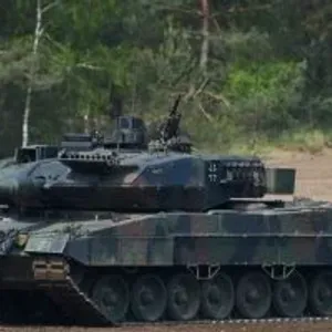 التشيك تعتزم شراء 77 دبابة من نوع "ليوبارد"