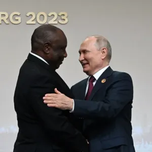 رئيس جنوب إفريقيا يهنئ بوتين بالفوز في انتخابات الرئاسة