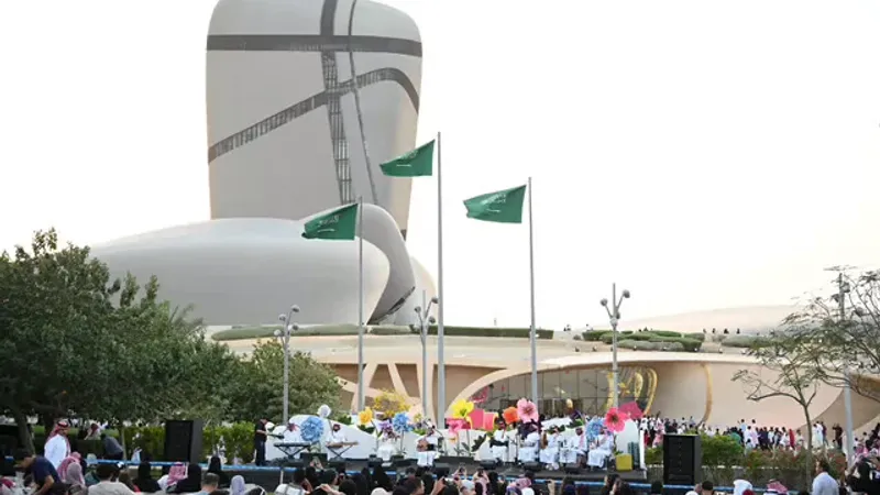 «عيد إثراء» يجذب أكثر من 95 ألف زائر خلال ثلاثة أيام