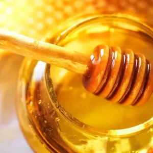 النحال وديع اليامي: حققنا 16 ميدالية عالمية في جودة العسل
