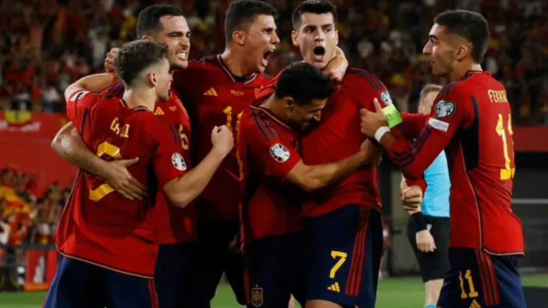 يورو 2024 - ثنائي برشلونة الشاب على رأس قائمة إسبانيا.. وتواجد 5 من سوسيداد