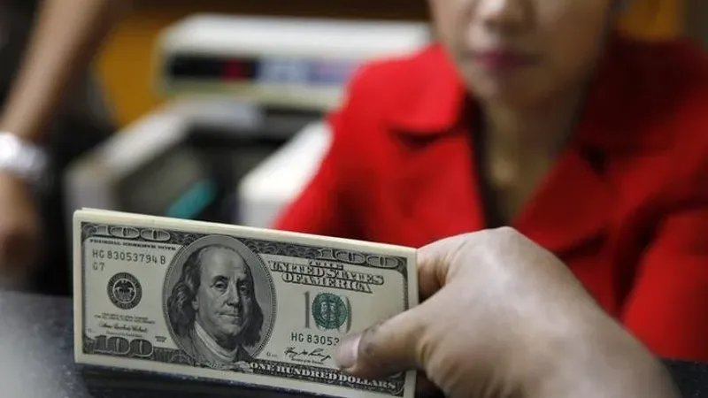 الدولار مستقر قبل صدور بيانات تضخم في أمريكا وأوروبا واليابان