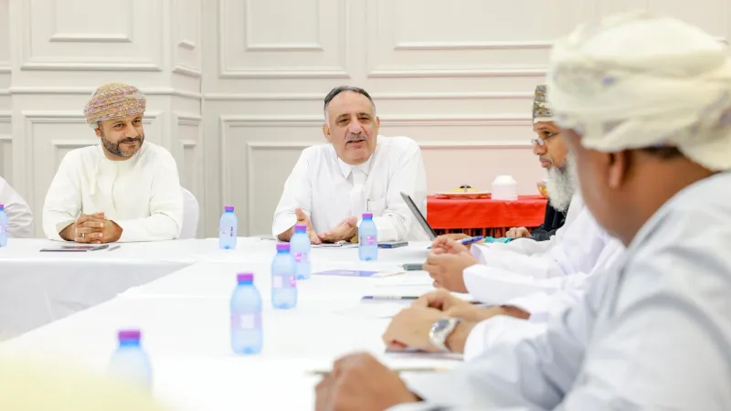 غرفة تجارة وصناعة عمان تعقد لقاء مع ممثلي الشركات الموردة للخضروات والفواكه