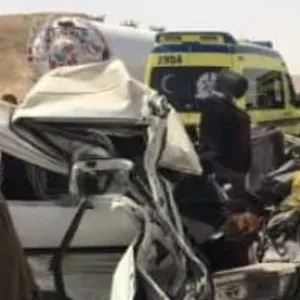 إصابة 10 أشخاص فى حادث تصادم سيارتين بمدينة الشيخ زايد