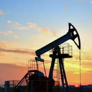 ارتفاع أسعار النفط وبرنت يسجل 85.16 دولار للبرميل