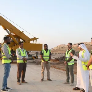 دائرة البلديات والنقل – أبوظبي تواصل جهودها لمعالجة آثار الحالة الجوية في الإمارة