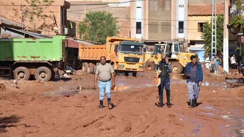 والي النعامة: سيتم تعويض كل المتضررين من الفيضانات