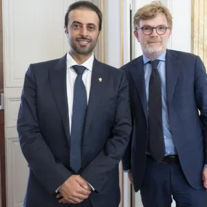 وزير البلدية يجتمع مع وزير الزراعة الفرنسي
