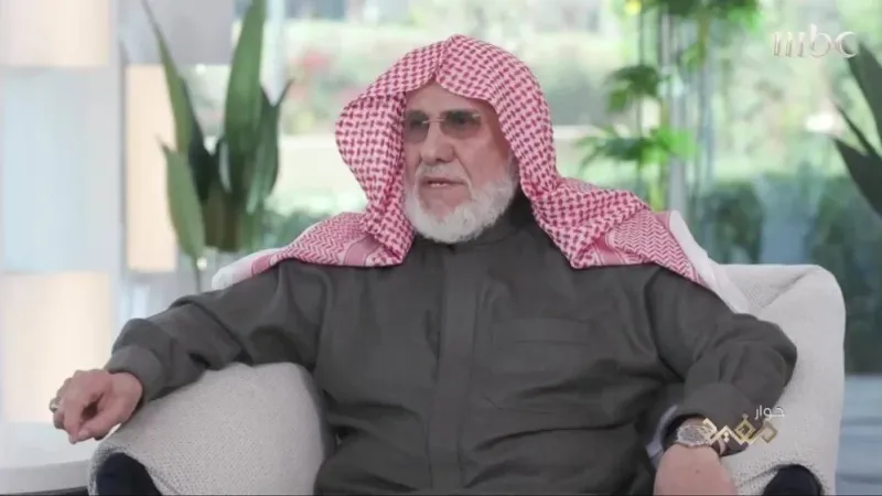 بالفيديو.. رجل الأعمال "عبد المحسن الدريس" يروي قصة مناقصة نقل رواتب الموظفين السعوديين التي كانت "فاتحة الخير" على عائلته