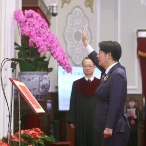 الرئيس التايواني الجديد يؤدي اليمين الدستورية ويوجه رسالة لبكين