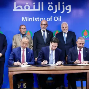 النفط تعلن توقيع عقد بـ"الاحرف الأولى" مع "جيرا وبتروعراق" الصينيتين لتطوير حقل المنصورية الغازي