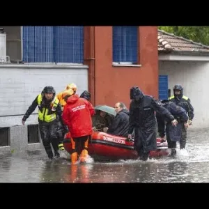 الفيضانات تغمر مساحات شاسعة في فرنسا وإيطاليا وإجلاء للمئات بجنوب ألمانيا ومناطق من بلجيكا وهولند…