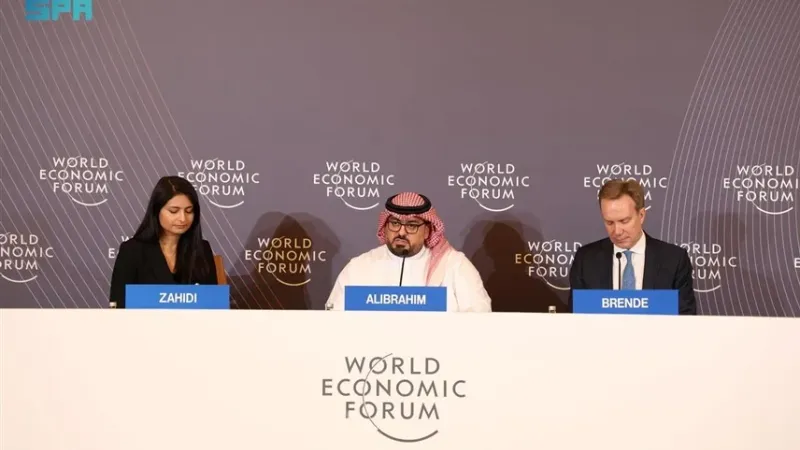 وزير الاقتصاد السعودي: المشهد العالمي متقلب