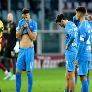 التعادل يحسم مواجهة نابولي وفيورنتينا في الدوري الإيطالي