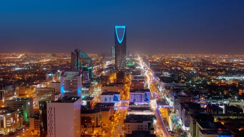 موديز ترفع تصنيف السعودية الائتماني مع نظرة مستقبلية إيجابية‬