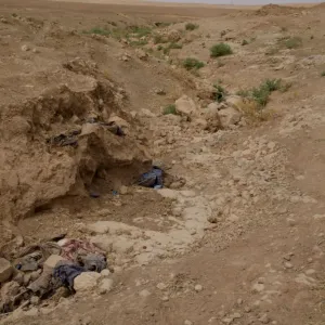 العراق: العثور على رفات 139 ضحية لتنظيم "داعش" في حفرة ضخمة شمالي البلاد
