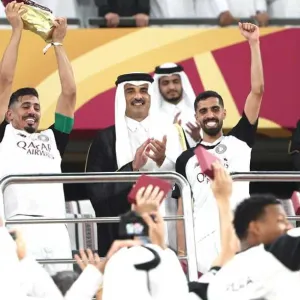 رفع اللقب في اللقطة الأخيرة.. بونجاح يتوج مع السد بـ كأس أمير قطر
