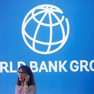 «البنك الدولي» يحذر من مخاطر الانهيار المالي في السلطة الوطنية الفلسطينية
